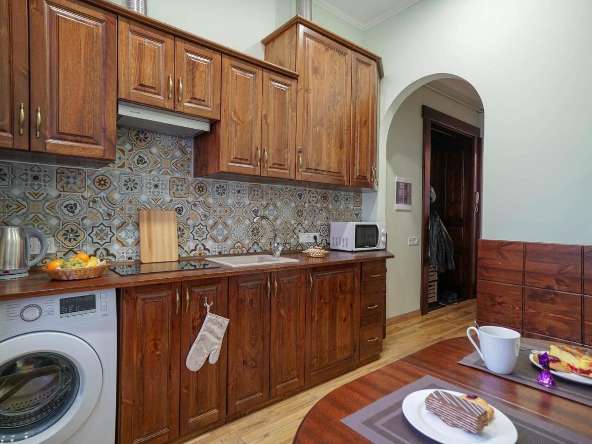 Lviv Suites At Shopena St. 4 Экстерьер фото
